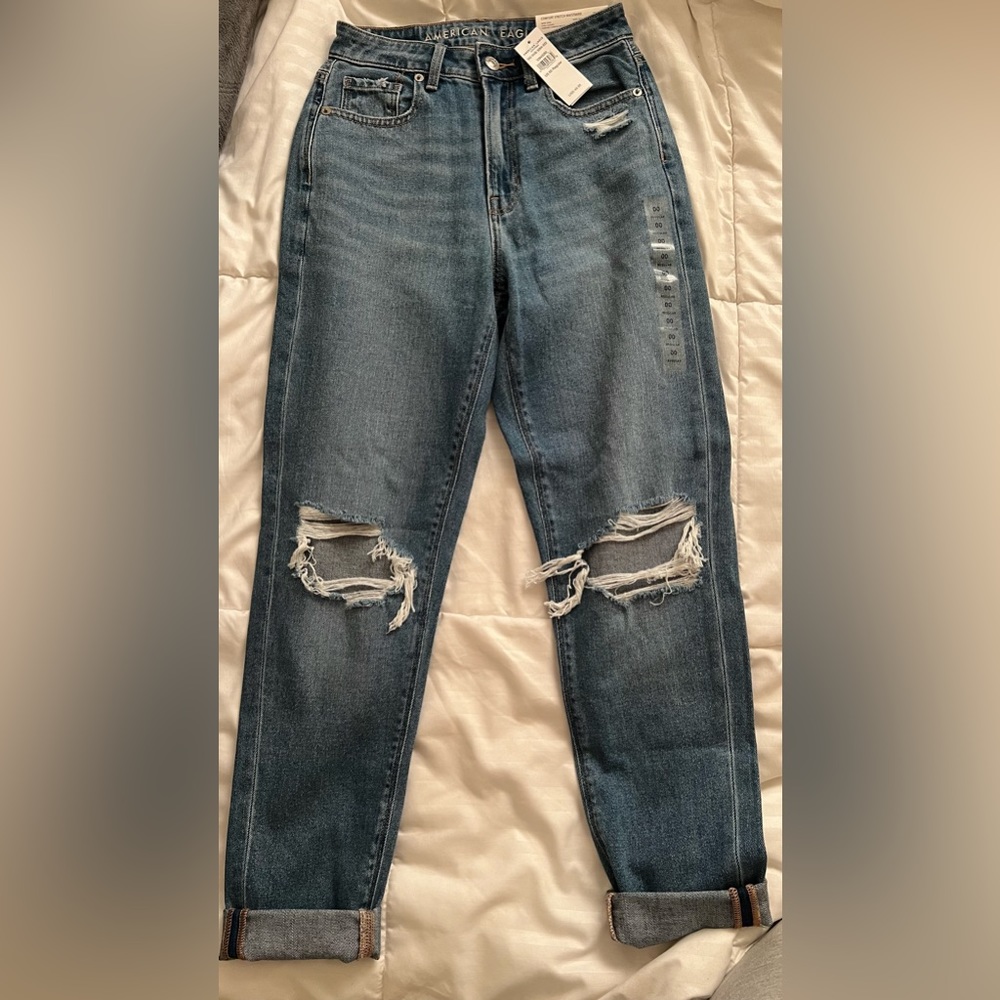 American Eagle Mom Jean